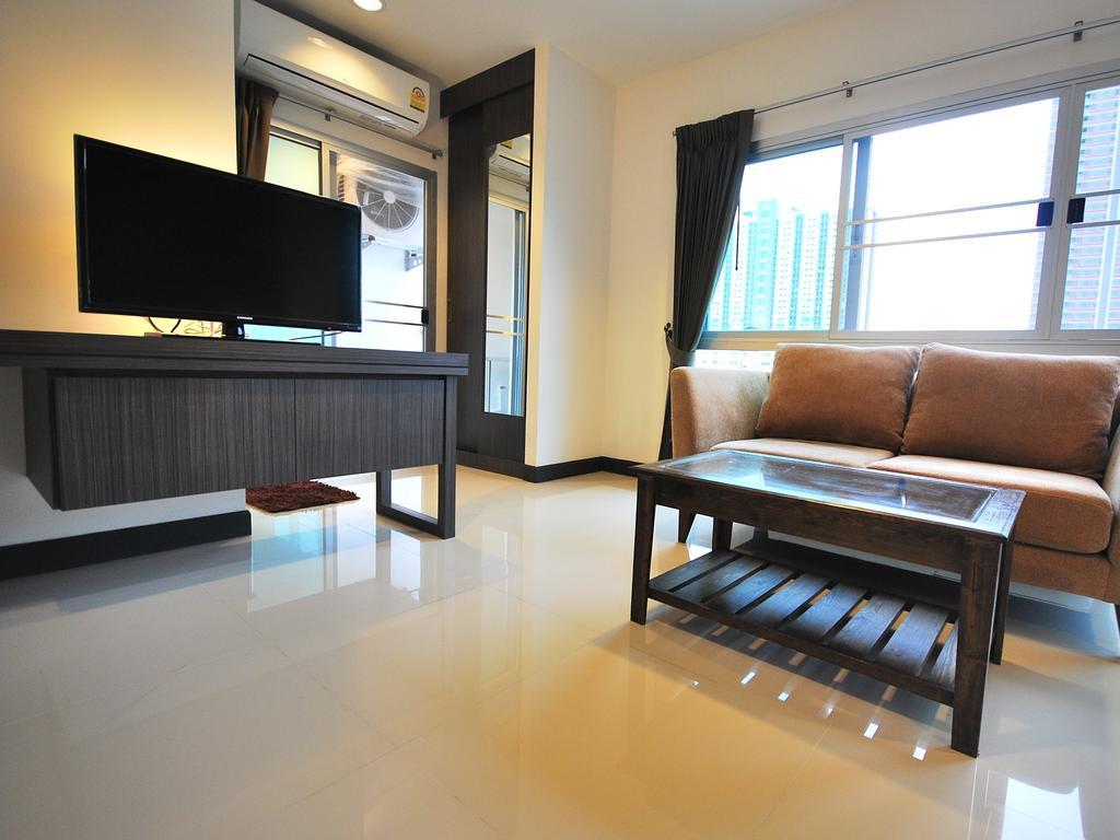 Aparthotel Baan Mina Bangkok Zewnętrze zdjęcie